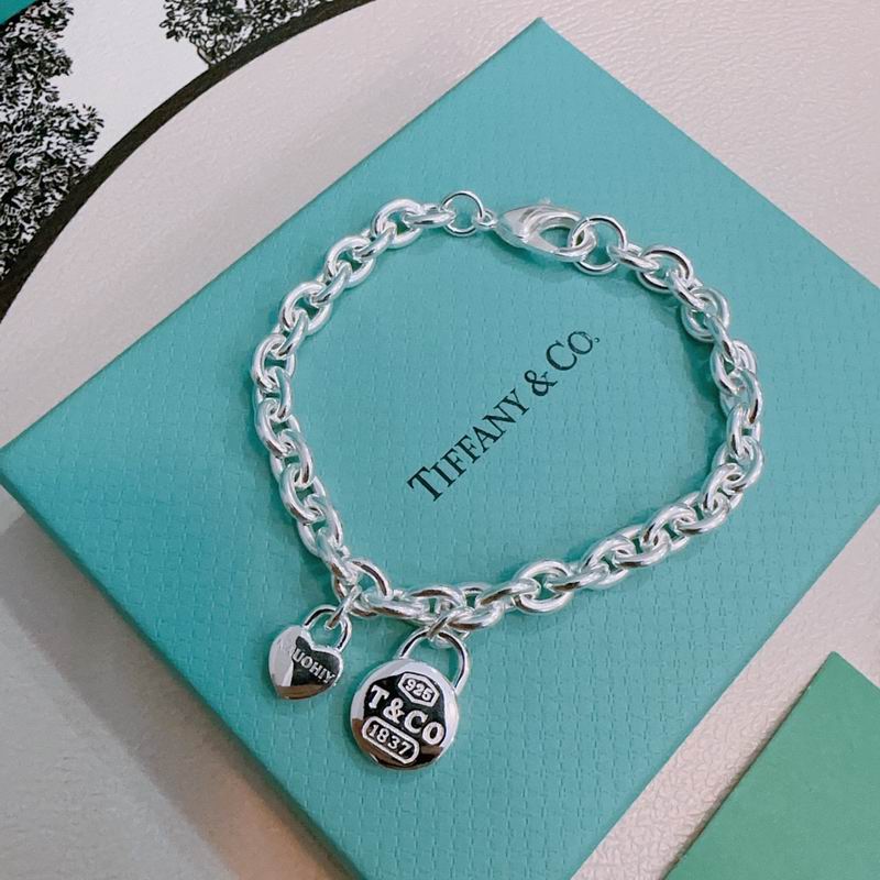 Tiffany bracelet 09yxx109